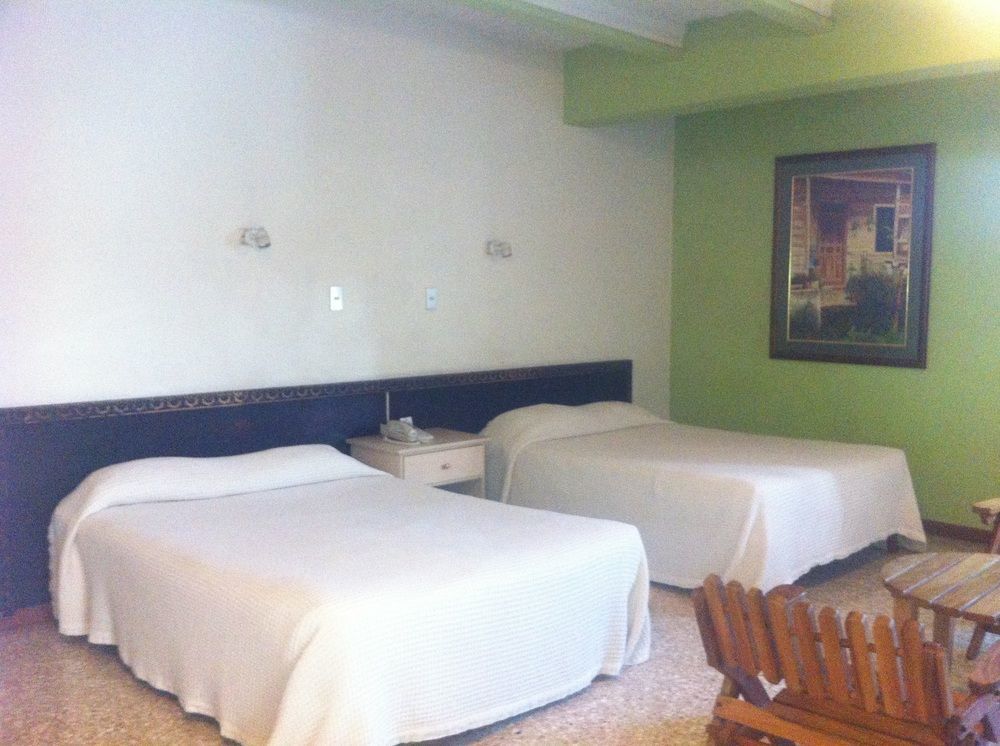 Los Yoses Apartotel San Jose  Ngoại thất bức ảnh